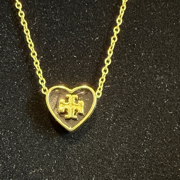 Tory Burch Kira Gold Heart Pendant Necklace - Picture 3 of 6